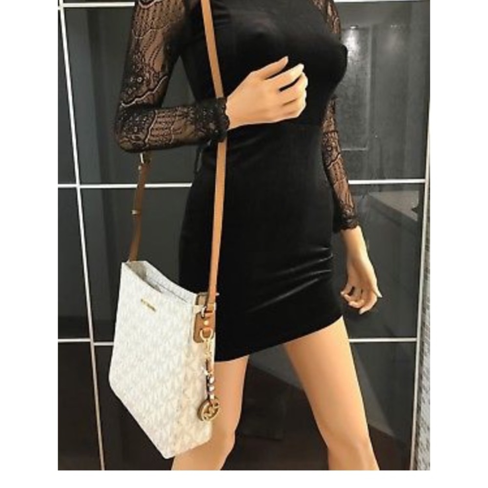 💦🌻Mk messenger set🌻crossbody/large/ vanilla - Picture 2 of 8